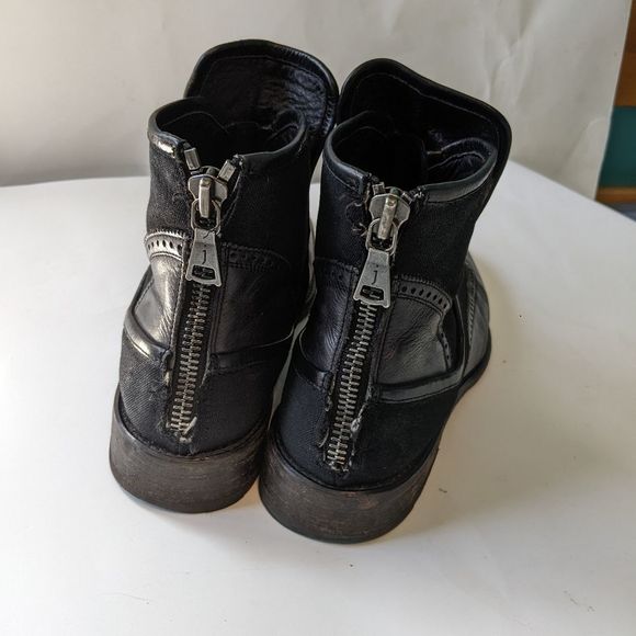 John Varvatos canvas leather distressed boots 8.5 in EUC - Picture 4 of 7